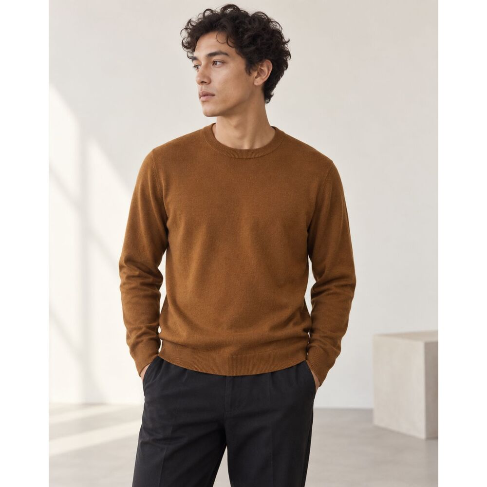 Uniqlo 100% Wool Crewneck Sweater Men’s M Brown Pullover Minimalist